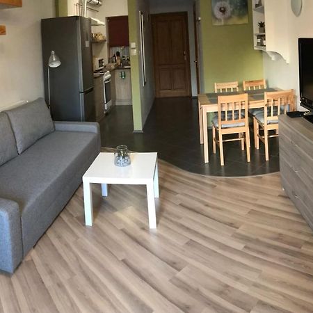 Pitypang Apartman 久洛 外观 照片